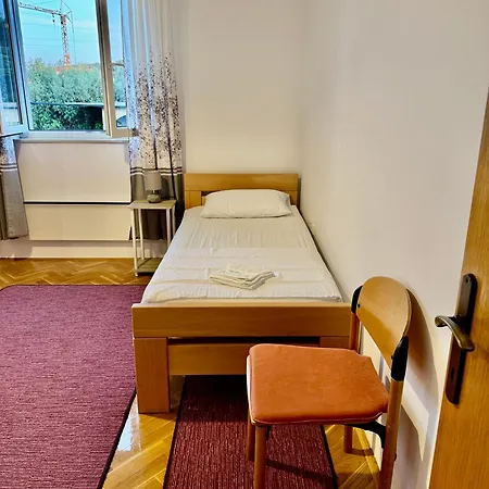 Apartman Oliva *